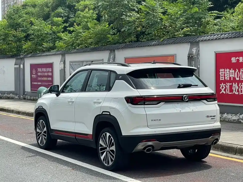 Changan CS35PLUS — фото 4
