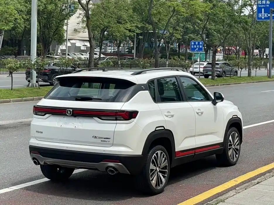 Changan CS35PLUS — фото 6