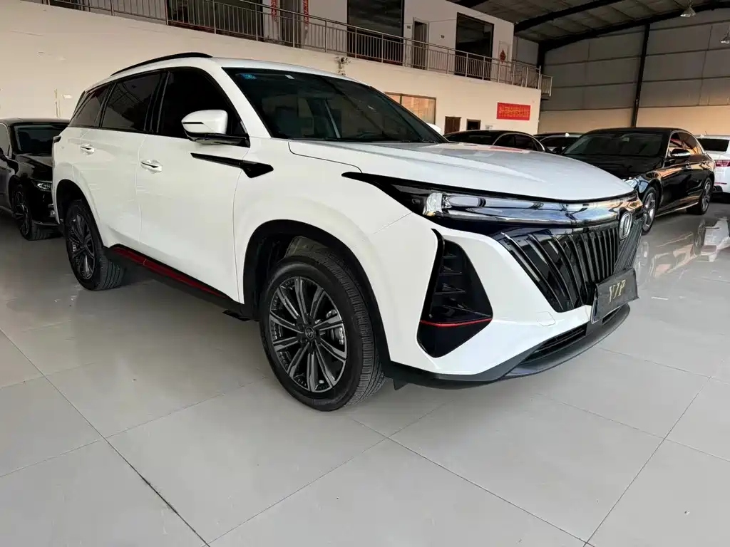 Changan CS75 PLUS — фото 3