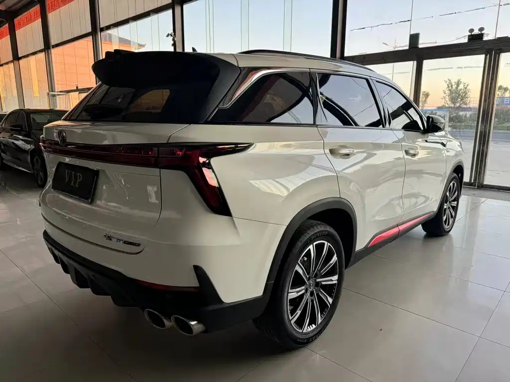 Changan CS75 PLUS — фото 4