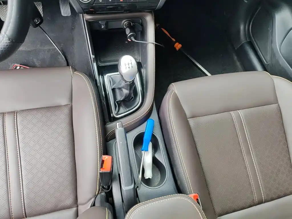 Changan Eado DT — фото 14