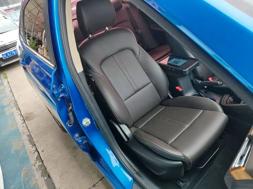 Changan Eado DT — фото 25