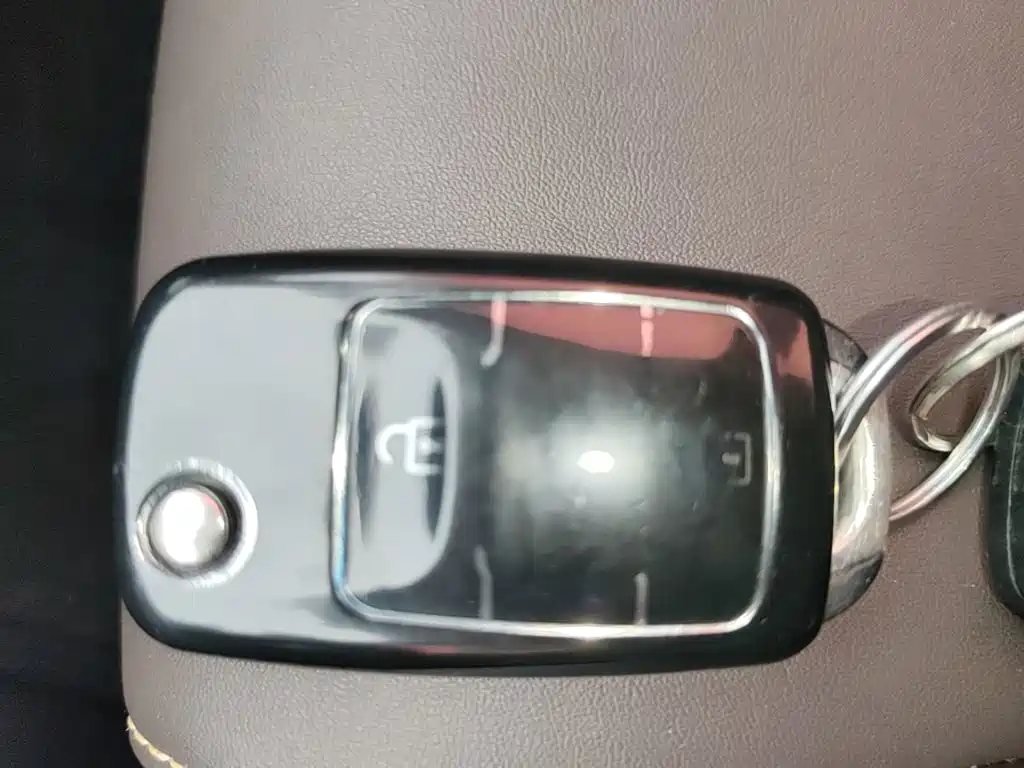 Changan Eado DT — фото 9