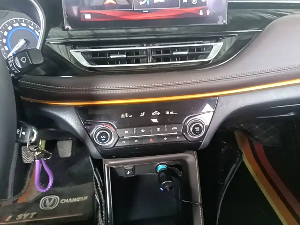 Changan Eado DT — фото 13