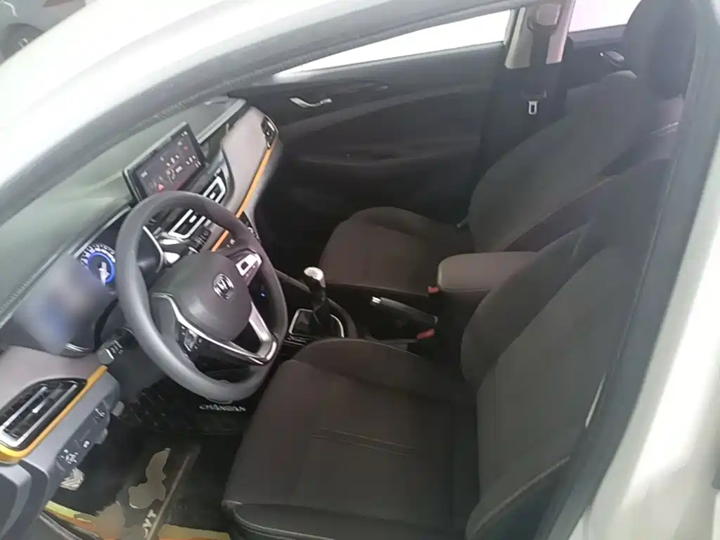 Changan Eado DT — фото 15
