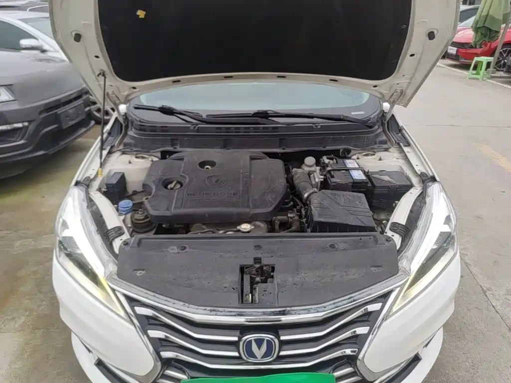 Changan Eado DT — фото 20