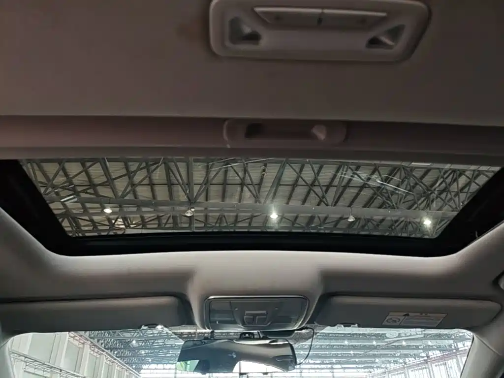 Changan Eado — фото 18