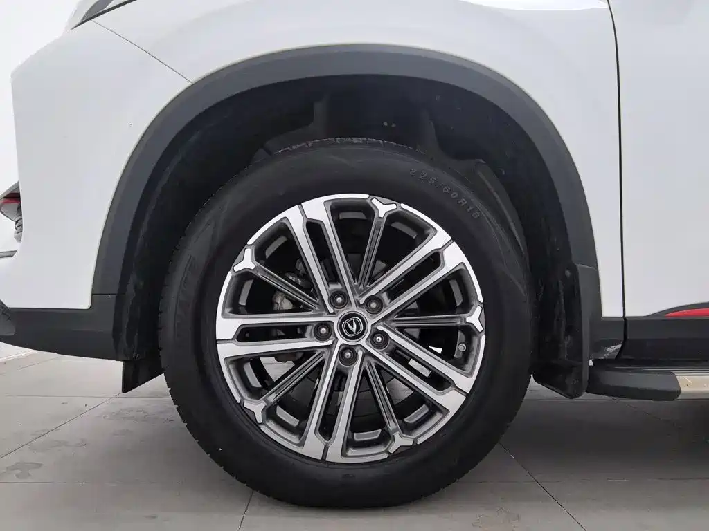 Changan CS75 PLUS — фото 17