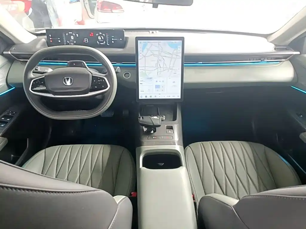 Changan Yida — фото 10
