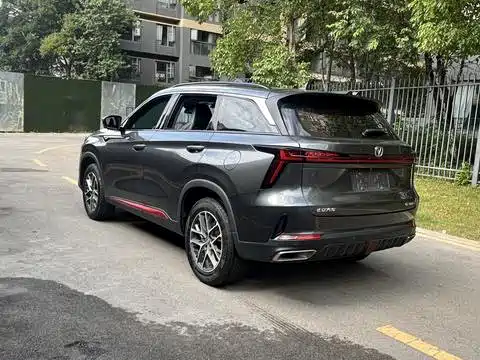Changan CS75 PLUS — фото 4