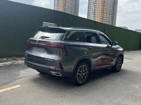 Changan CS75 PLUS — фото 6