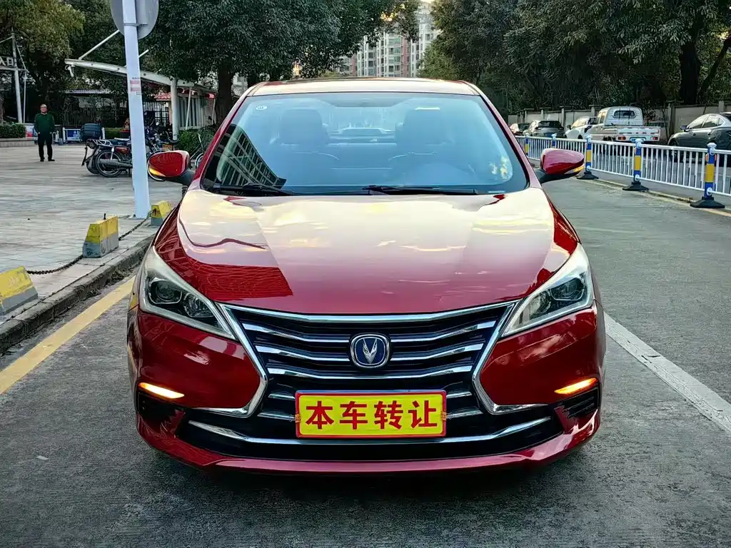 Changan Eado DT — фото 2