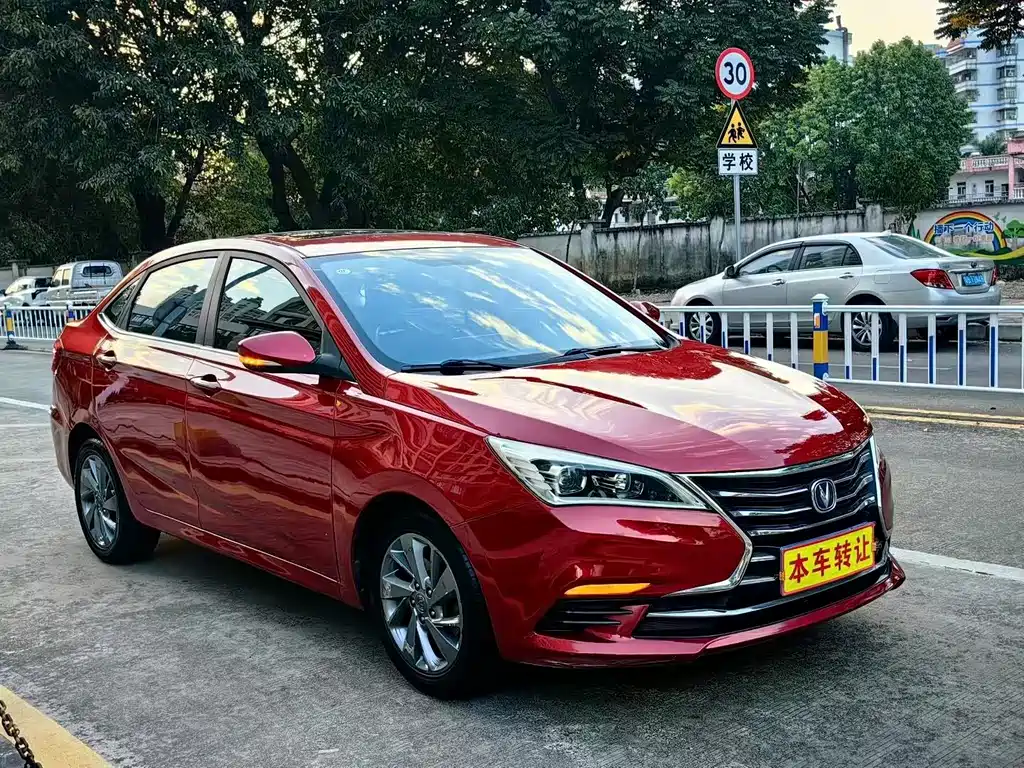 Changan Eado DT — фото 3