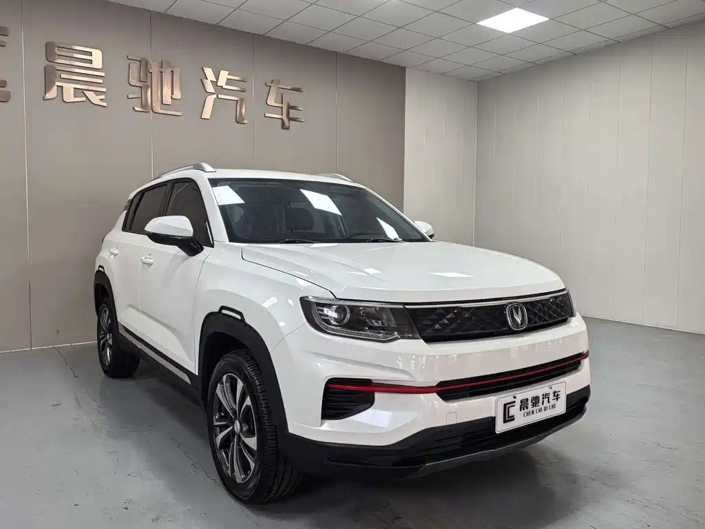 Changan CS35PLUS — фото 3