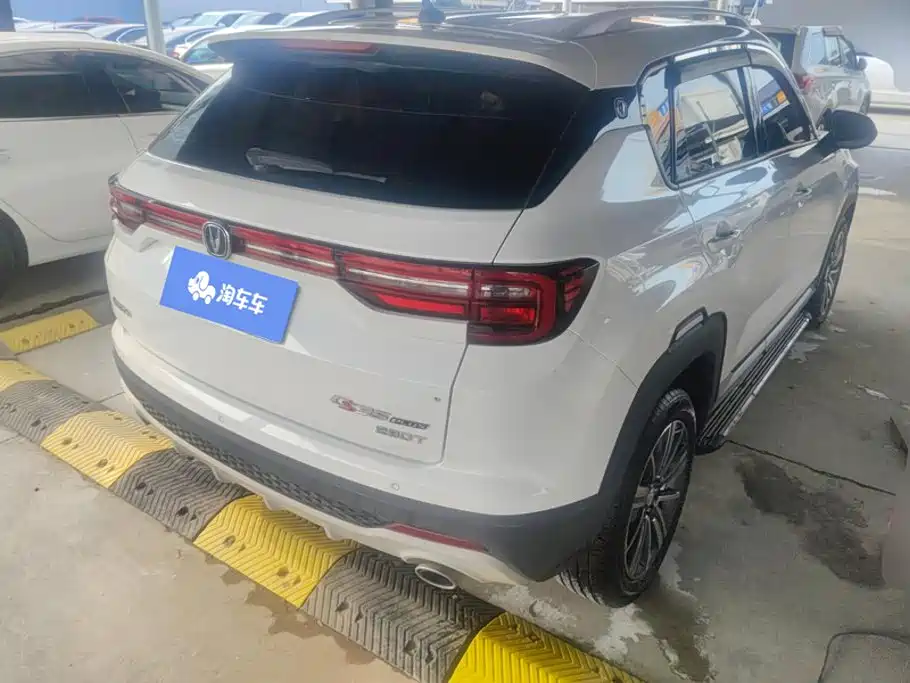 Changan CS35PLUS — фото 3