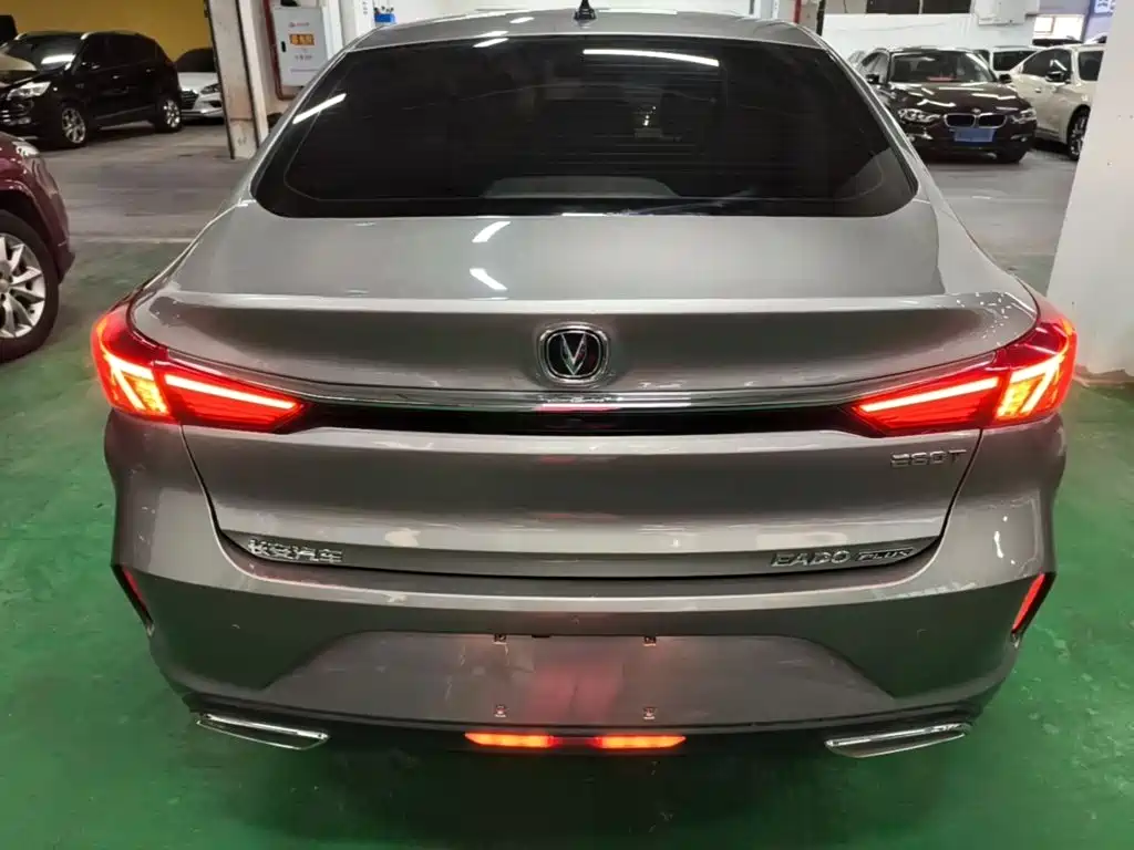 Changan Eado — фото 6
