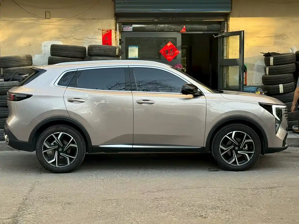 Changan CS55PLUS — фото 6