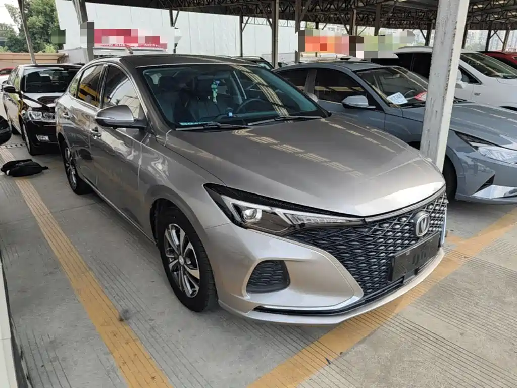 Changan Eado — фото 4
