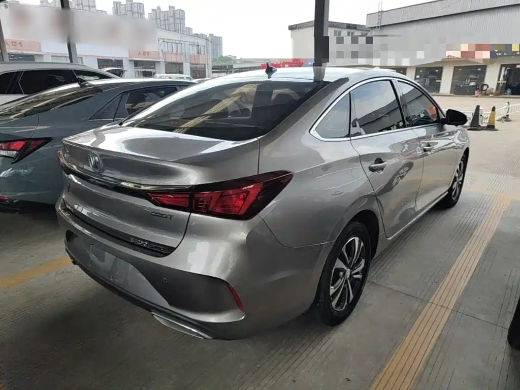 Changan Eado — фото 7