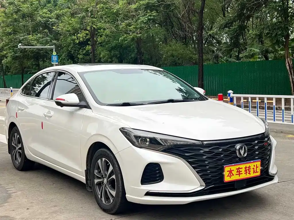 Changan Eado — фото 3