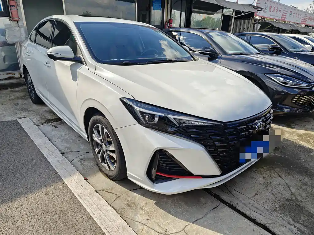 Changan Eado — фото 2
