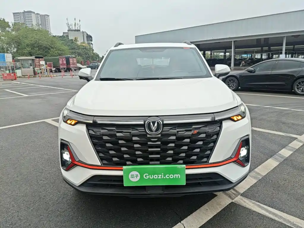 Changan CS35PLUS — фото 3