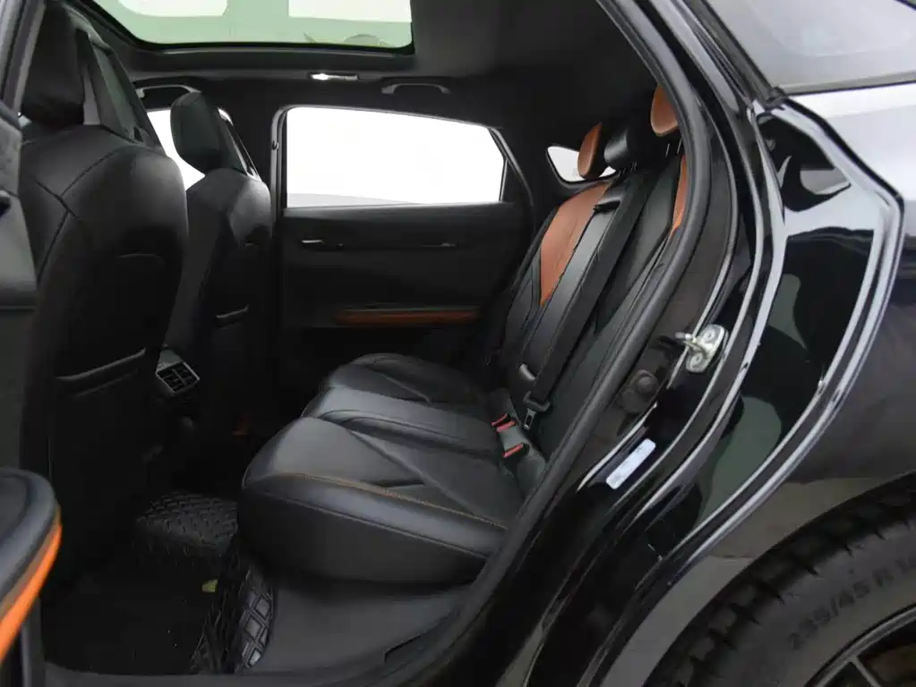 Changan UNI-V — фото 7
