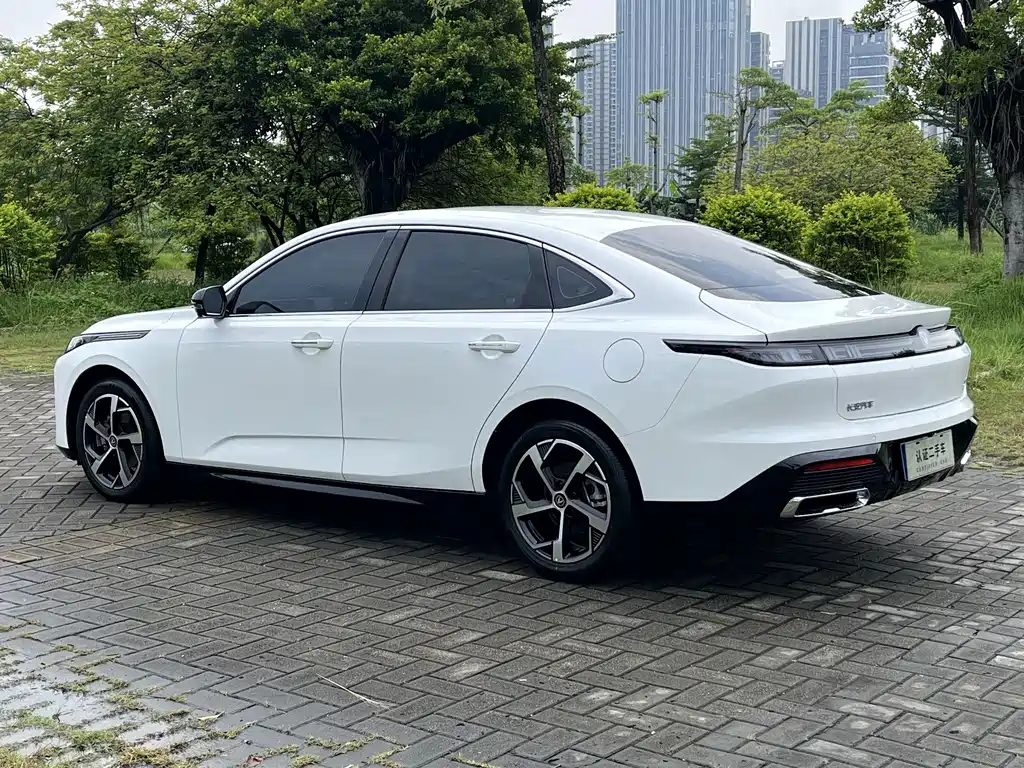 Changan Eado — фото 4