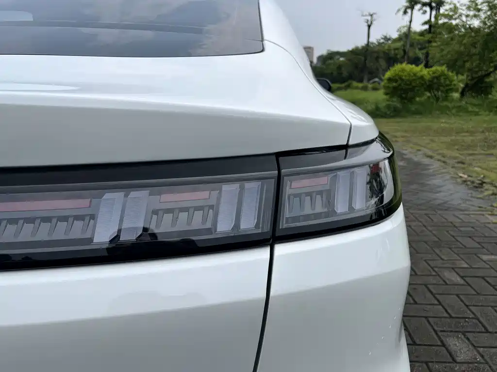 Changan Eado — фото 9