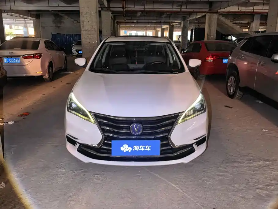 Changan Eado DT — фото 2