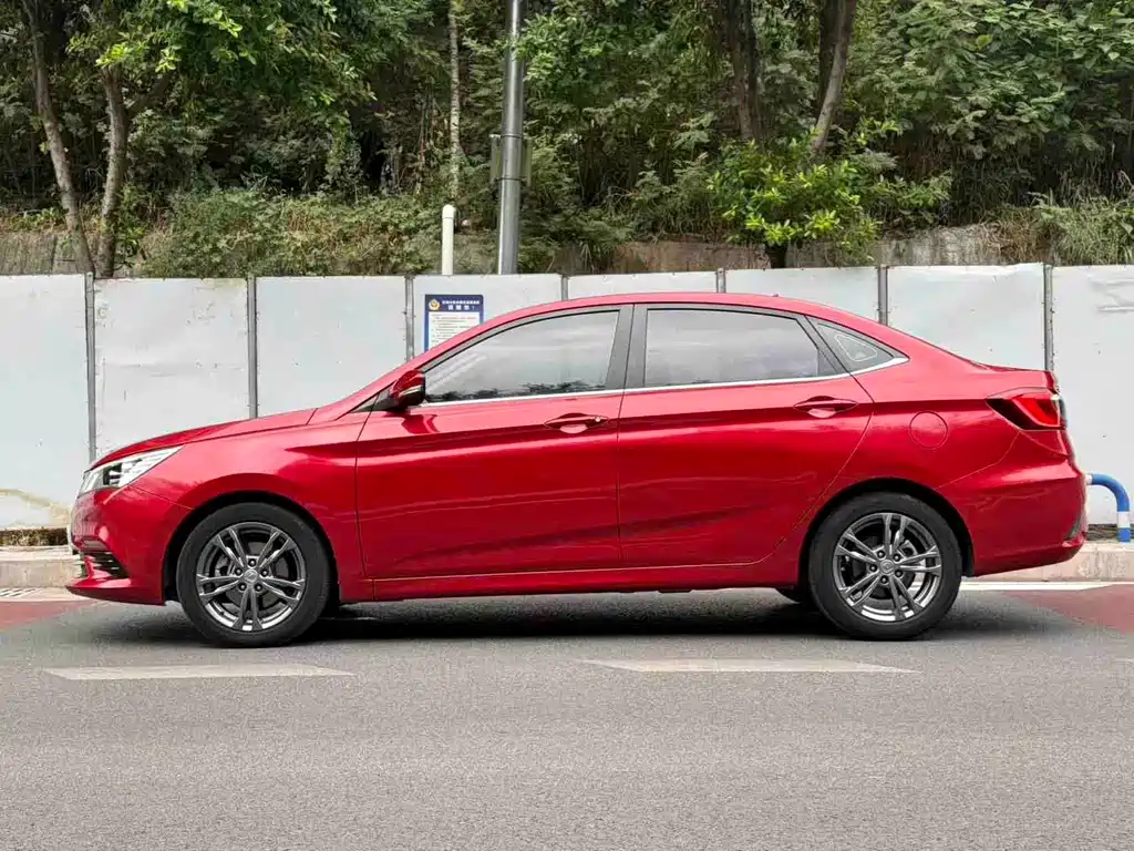 Changan Eado DT — фото 3