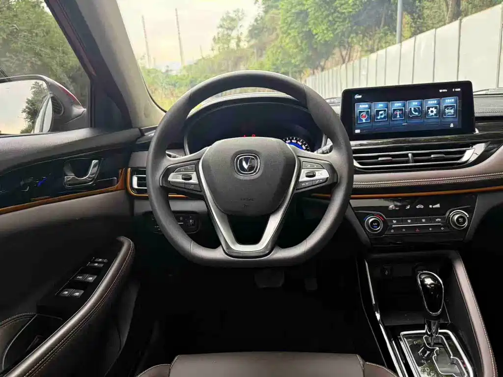 Changan Eado DT — фото 8
