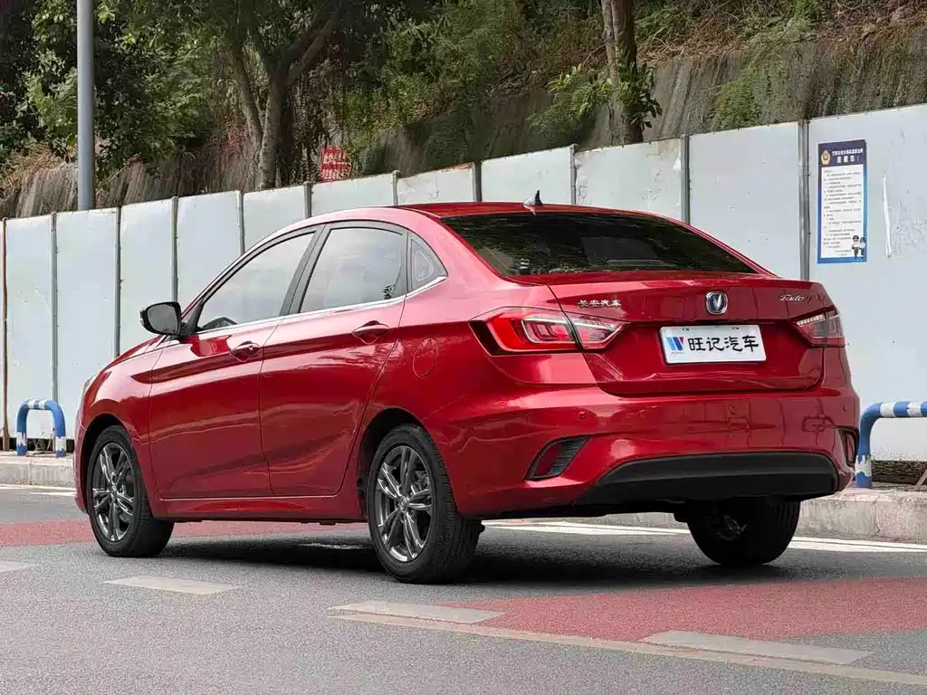 Changan Eado DT — фото 9