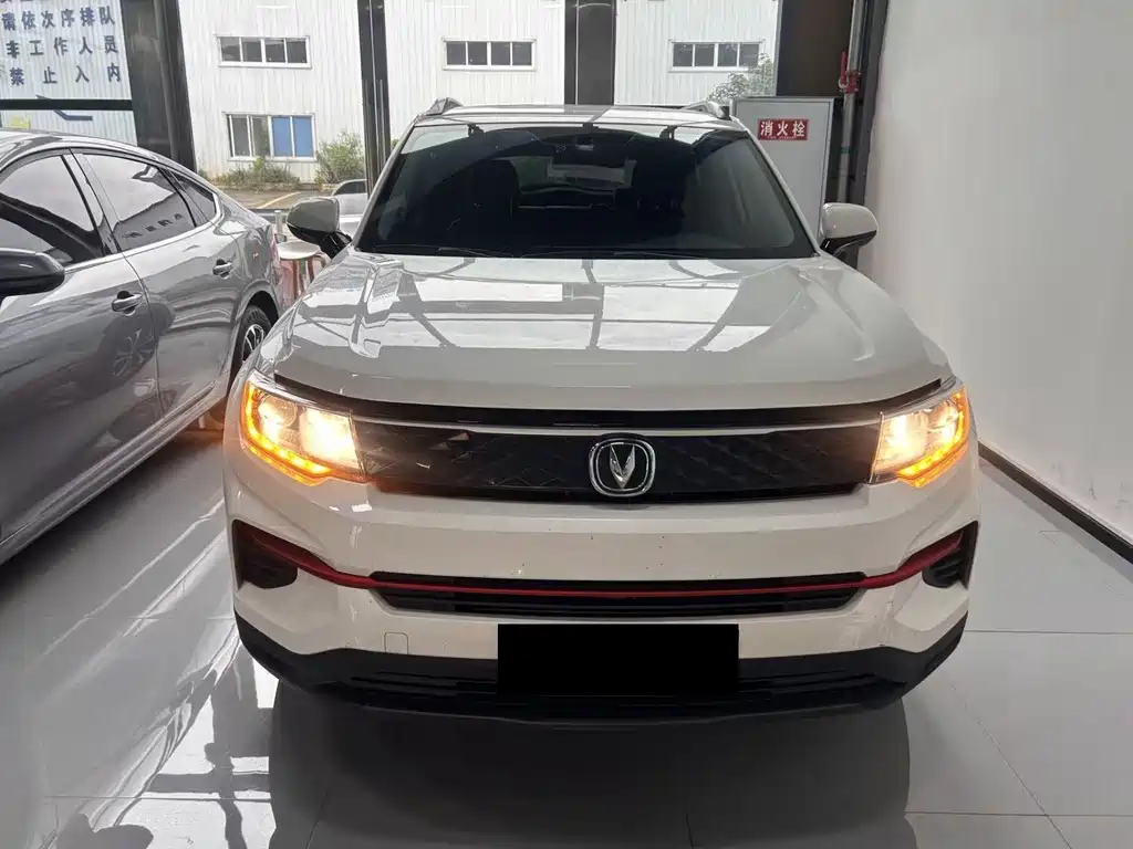 Changan CS35PLUS — фото 2