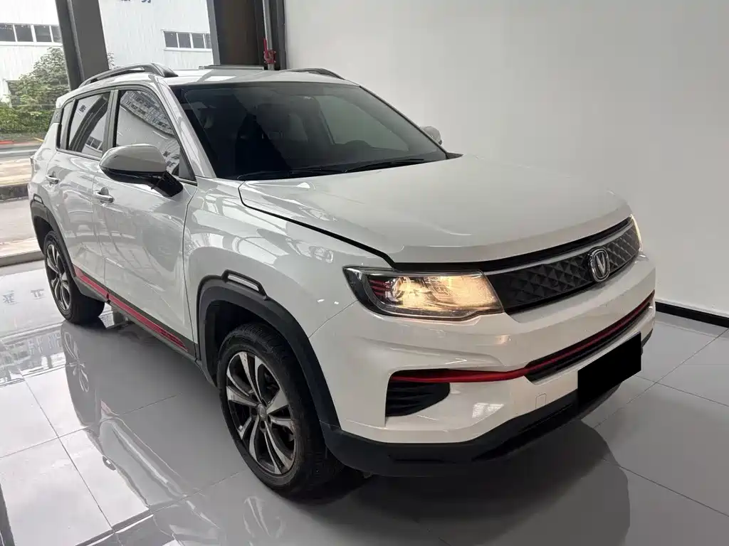 Changan CS35PLUS — фото 3