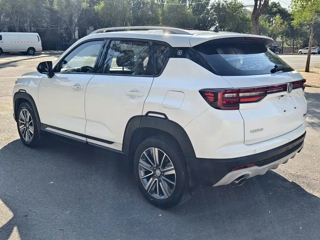 Changan CS35PLUS — фото 4