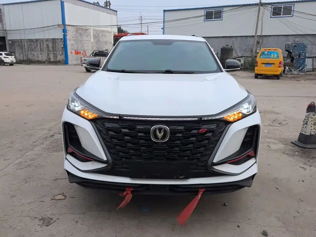 Changan CS75 PLUS — фото 3