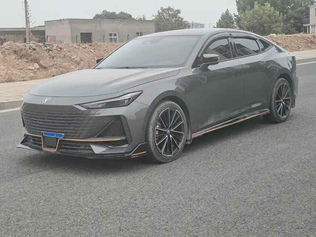 Changan UNI-V
