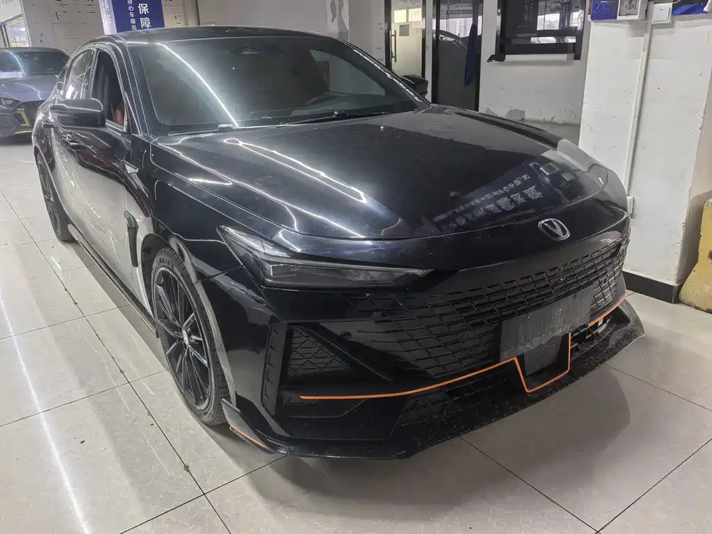 Changan UNI-V — фото 3