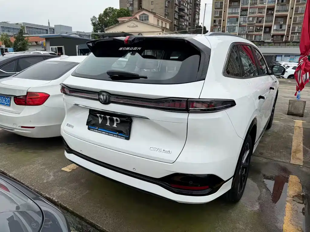 Changan CS75 PLUS — фото 4