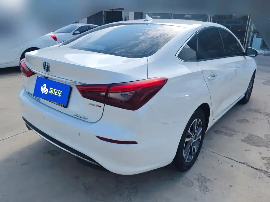 Changan Eado — фото 3