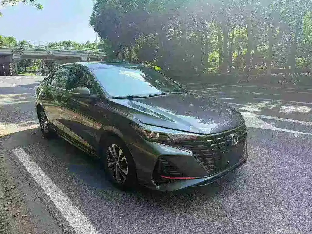 Changan Eado — фото 3