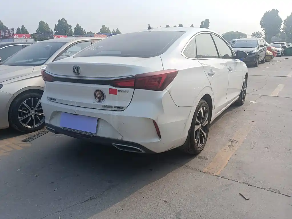 Changan Eado — фото 11