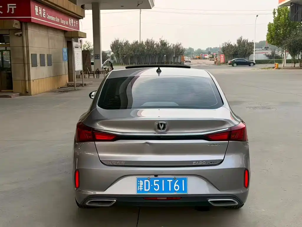 Changan Eado — фото 5