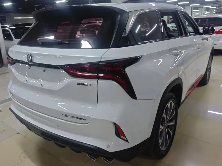 Changan CS75 PLUS — фото 3