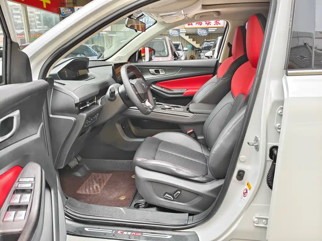 Changan CS55PLUS — фото 3