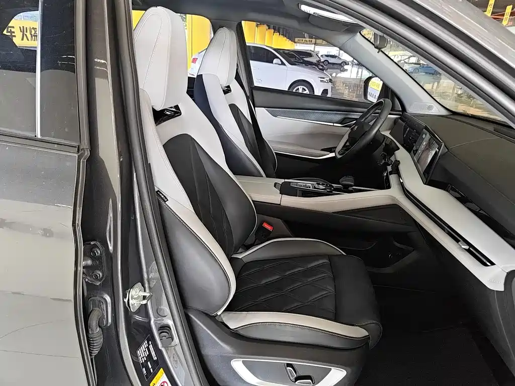 Changan CS75 PLUS — фото 6