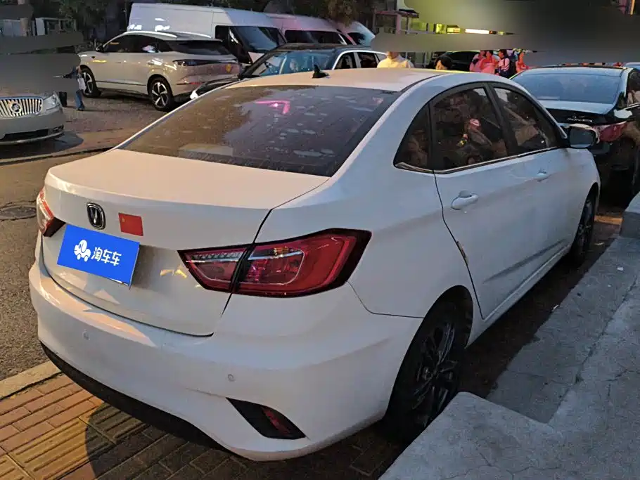 Changan Eado DT — фото 3