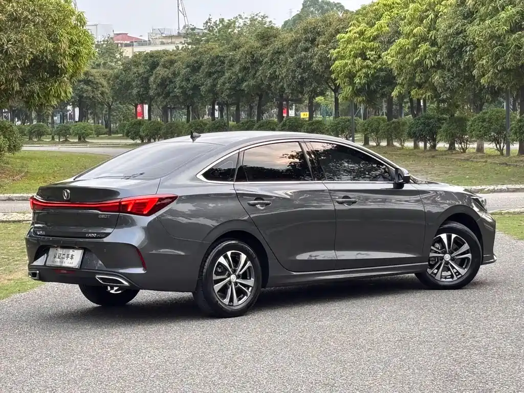 Changan Eado — фото 4