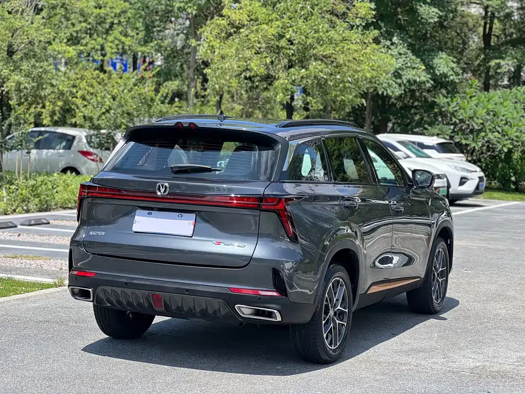 Changan CS75 PLUS — фото 6